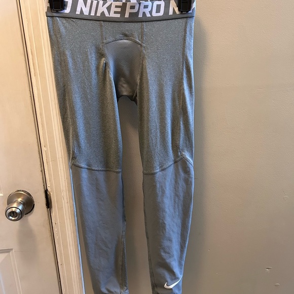 Nike Tights - Picture 1 of 3